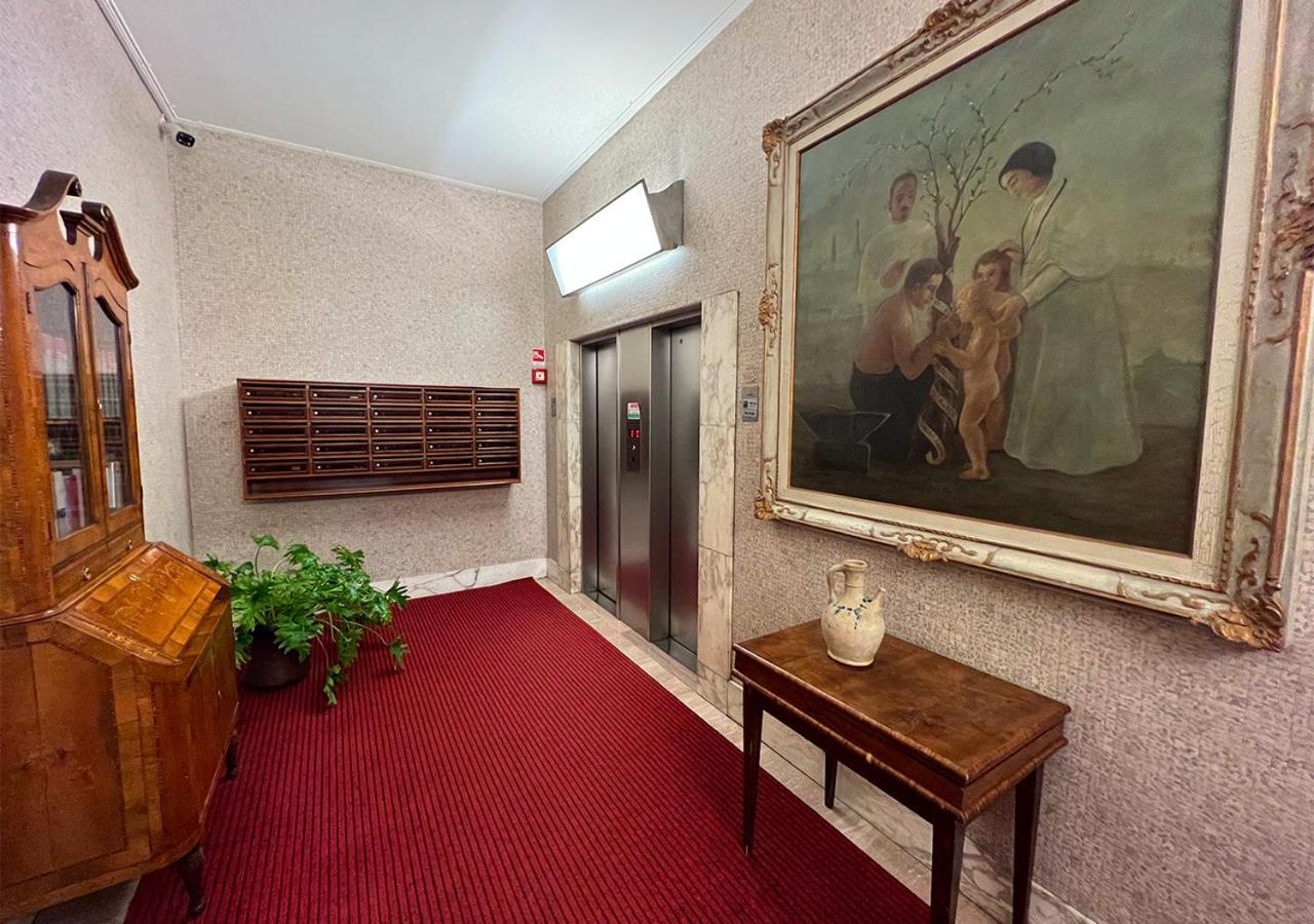 Cozy Duomo - Elegant & Quiet, 300M From Cathedral Apartment Milan Exterior photo